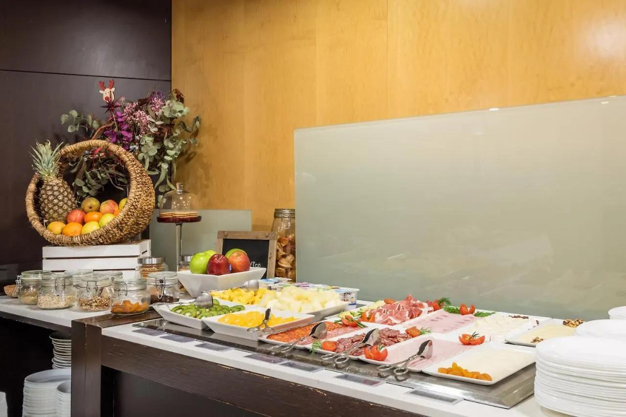 Hotel Madanis L'Hospitalet de Llobregat 4*,  Spain