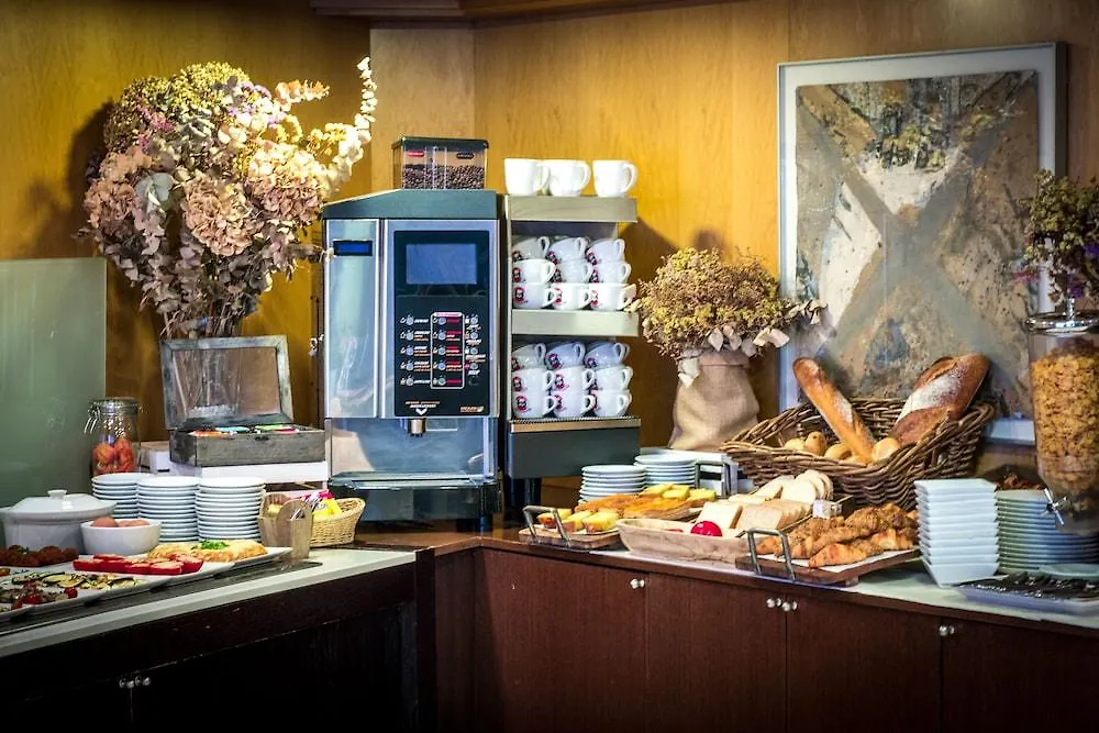 Hotel Madanis Barcelona