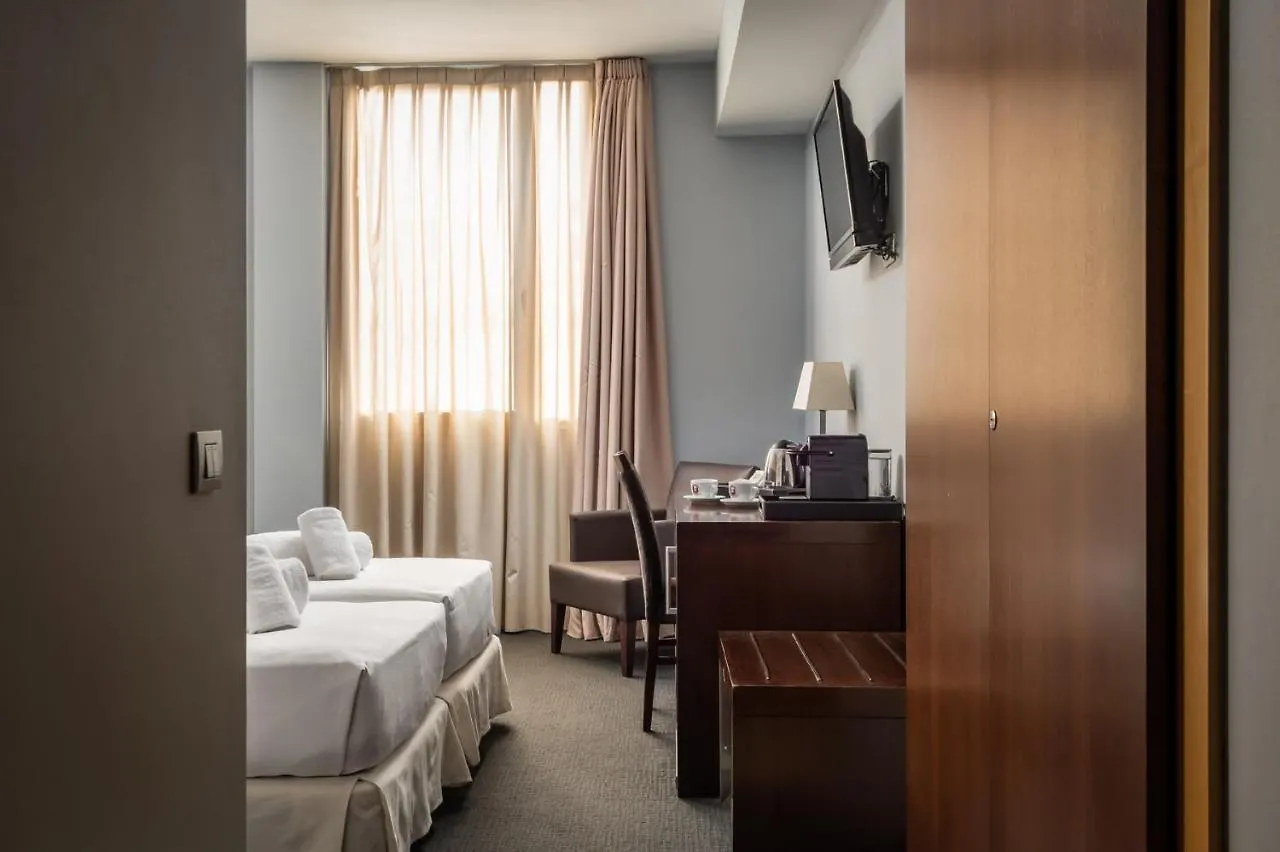 ****  Hotel Madanis L’Hospitalet de Llobregat Spanien