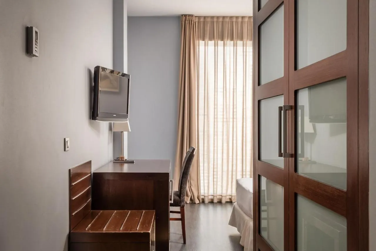 Hotel Madanis Barcelona
