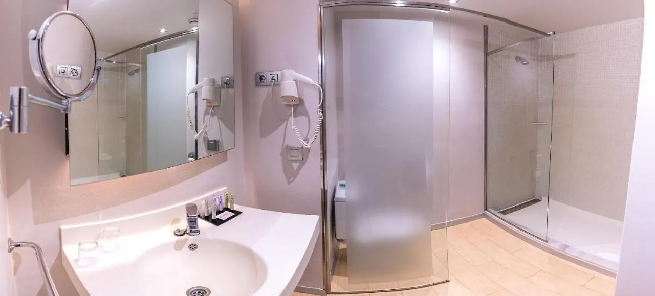 Hotel Madanis Barcelona España