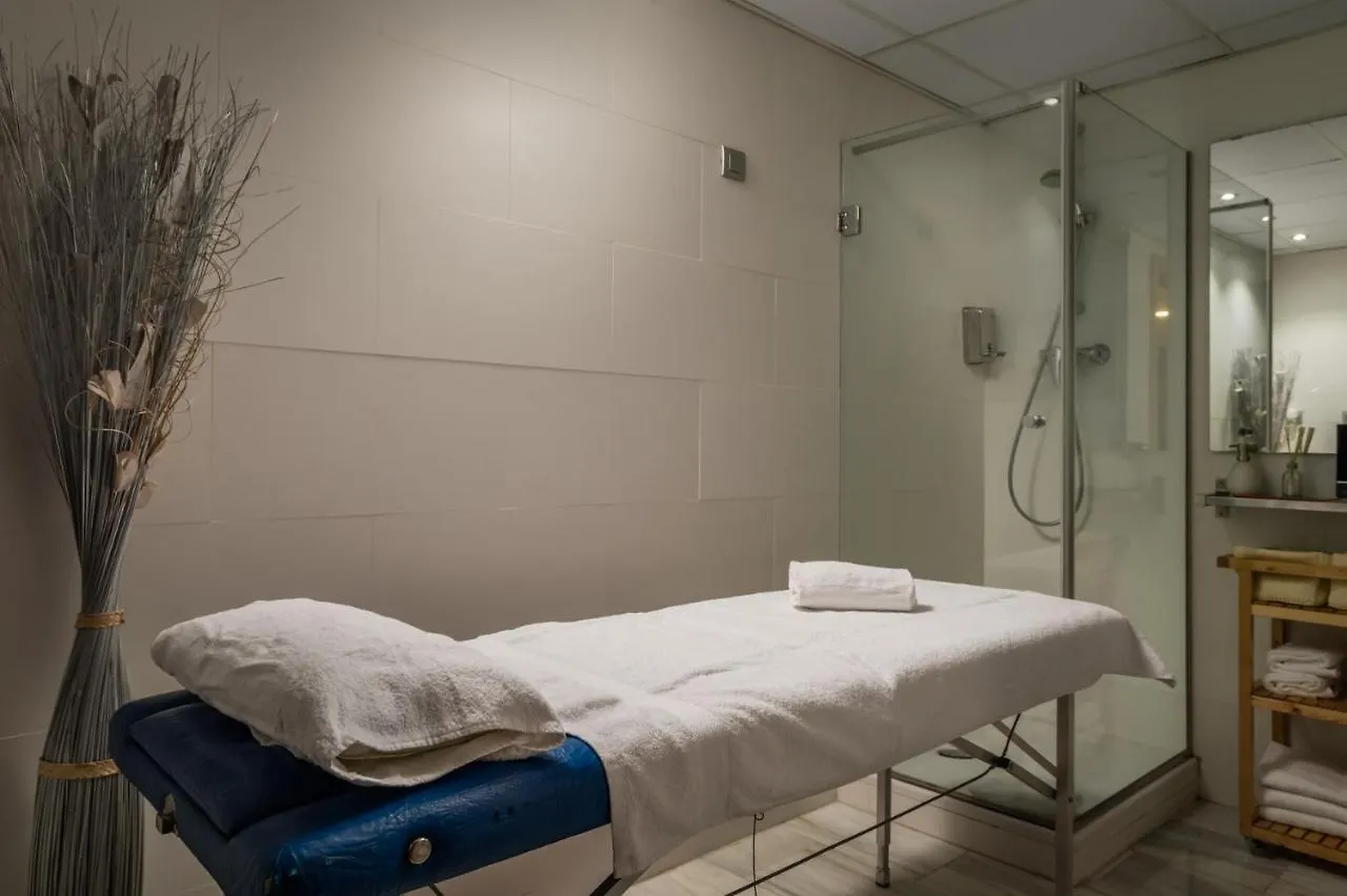 Hotel Madanis L’Hospitalet de Llobregat
