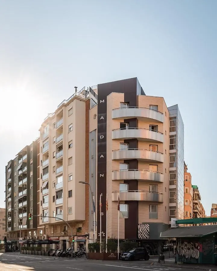 Hotel Madanis L’Hospitalet de Llobregat