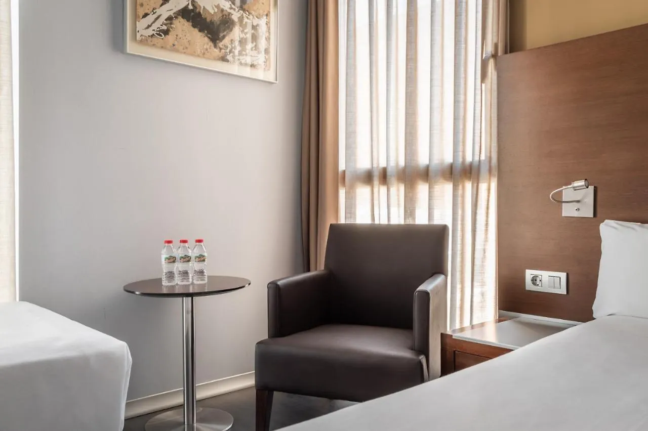 Hotel Madanis L’Hospitalet de Llobregat 4*,  Spanien
