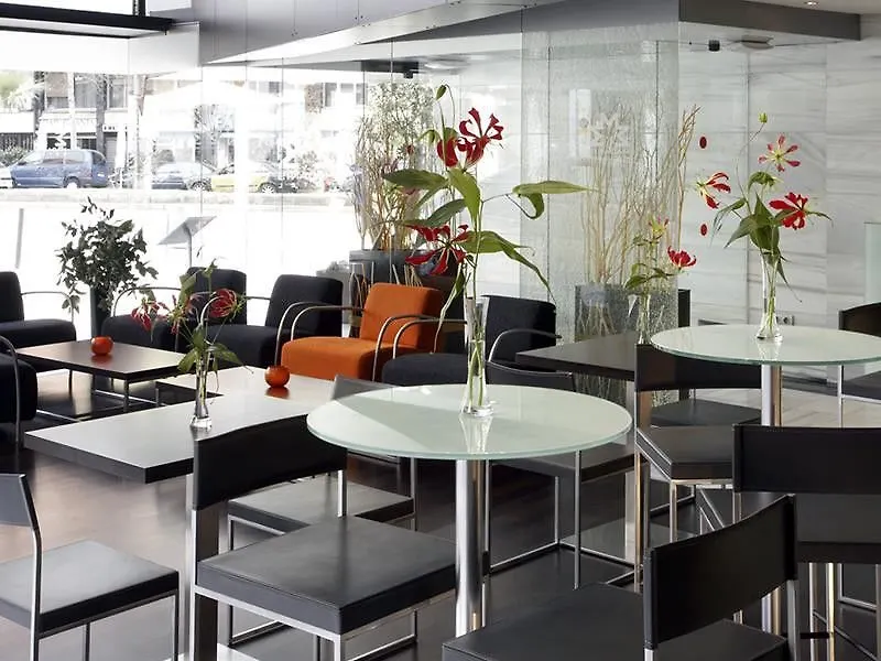 Hotel Madanis L’Hospitalet de Llobregat