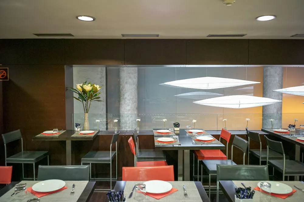 Hotel Madanis L’Hospitalet de Llobregat Spanien