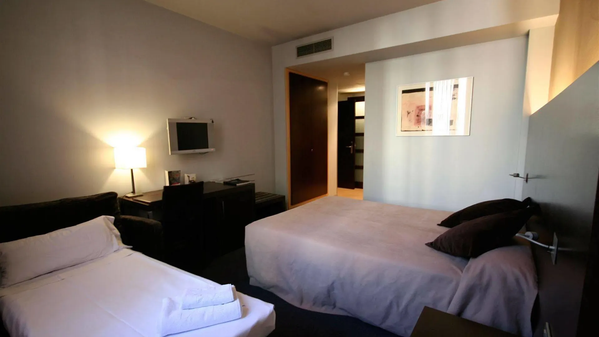 Hotel Madanis L’Hospitalet de Llobregat