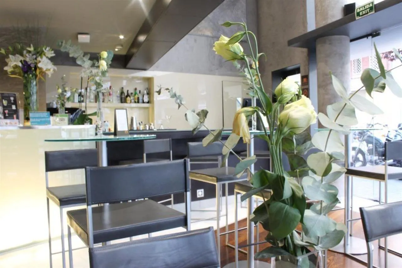 Hotel Madanis L’Hospitalet de Llobregat Spanien